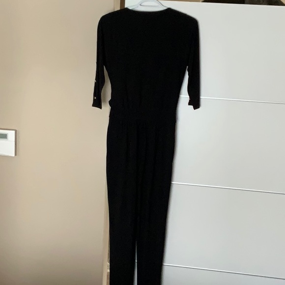 White House Black Market Long Sleeve Jumper - Picture 2 of 4